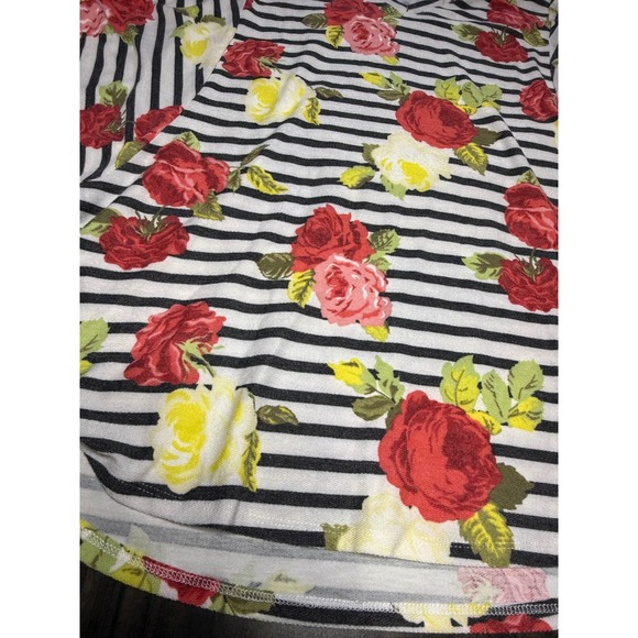 LuLaRoe Renee Top Floral Stripe V-Neck Dolman Sleeve Blouse Size L - Picture 2 of 5